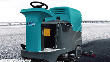 智能洗地，，，清洁升级——驾驶式洗地机的刷新之路